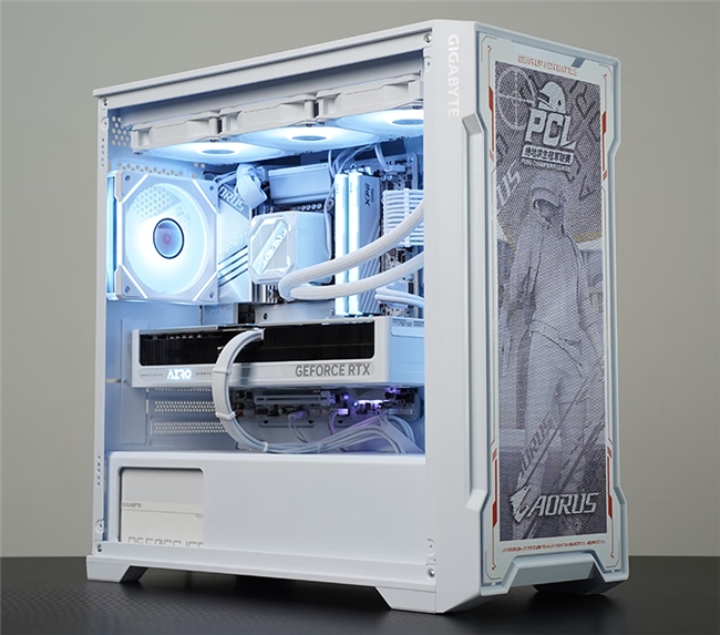 9800X3D_ 技嘉 AORUS PCL 联名定制机箱 _PUBG PCL 秋季赛 选手同款主机