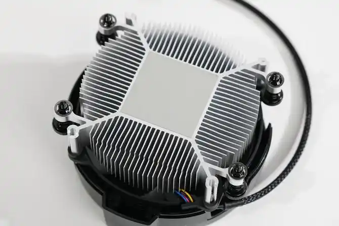 锐龙5 9500F游戏表现_AMD锐龙5 9500F性能评测_9500F