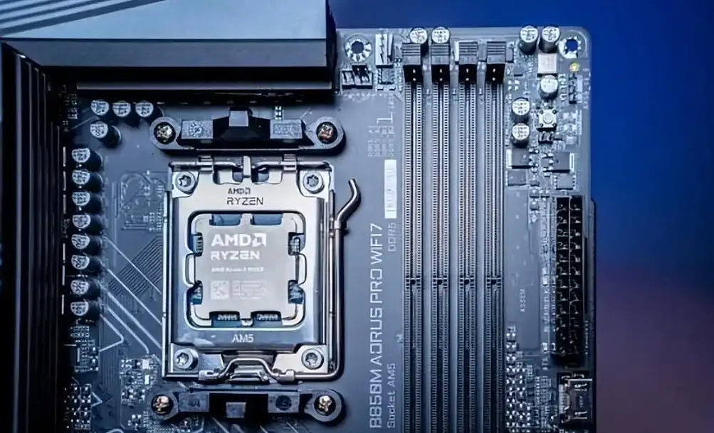 电竞硬件实战大考用户体验优化_9800X3D_PCL秋季赛技嘉AORUSB850M电竞雕主板