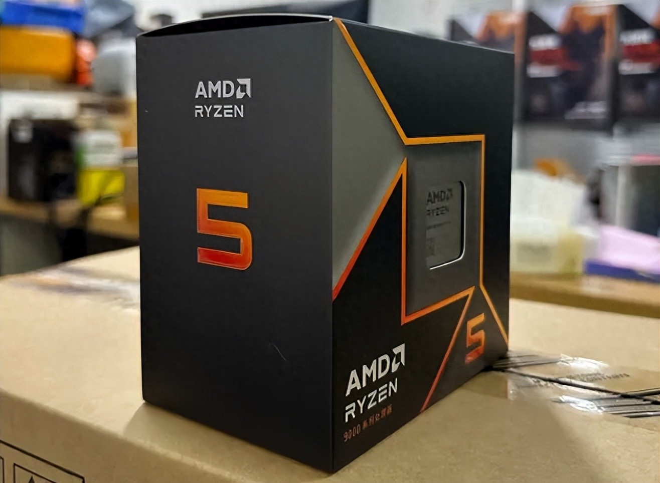 9500F_AMD R5 9500F 对比 R5 9600X 性能 差异