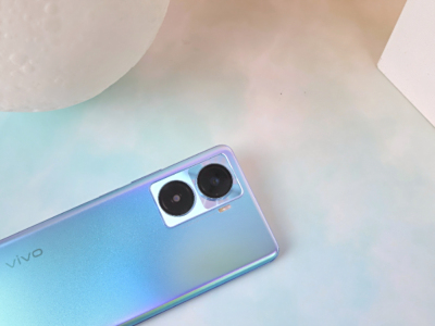 vivo Y77体验:全新星彩内镀工艺加持,千元长续航首选