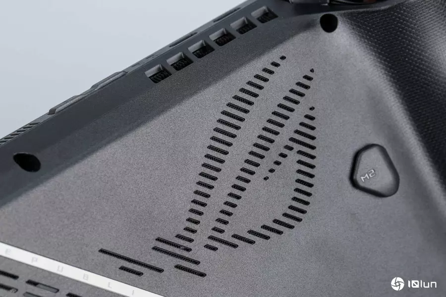 ROG Xbox Ally系列掌机评测：纯正血统的Xbox首款掌上游戏机，是否值得期待？