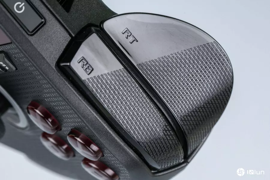 ROG Xbox Ally系列掌机评测：纯正血统的Xbox首款掌上游戏机，是否值得期待？