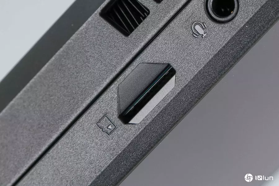 ROG Xbox Ally系列掌机评测：纯正血统的Xbox首款掌上游戏机，是否值得期待？