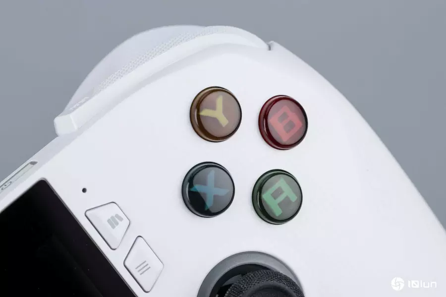 ROG Xbox Ally系列掌机评测：纯正血统的Xbox首款掌上游戏机，是否值得期待？