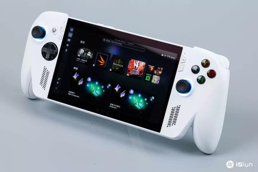 ROG Xbox Ally系列掌机评测：纯正血统的Xbox首款掌上游戏机，是否值得期待？