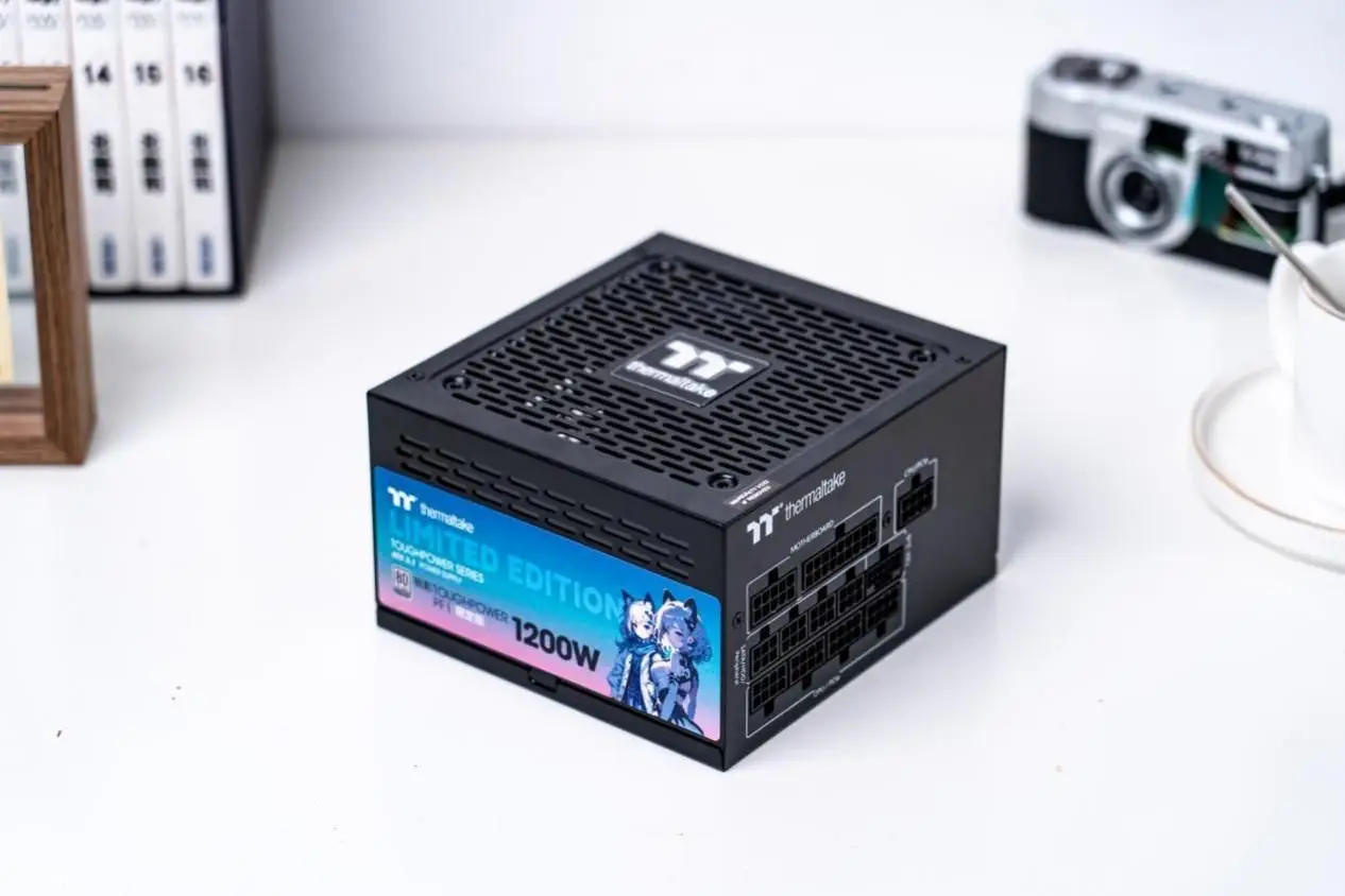 9800X3D_AMD锐龙7 9800X3D 104MB缓存 120W TDP _ Intel Ultra9 285K 24核性能 125W功耗 