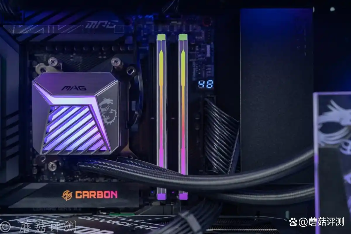 9800X3D与9700X性能对比_AMD锐龙7 9800X3D游戏处理器评测_9800X3D