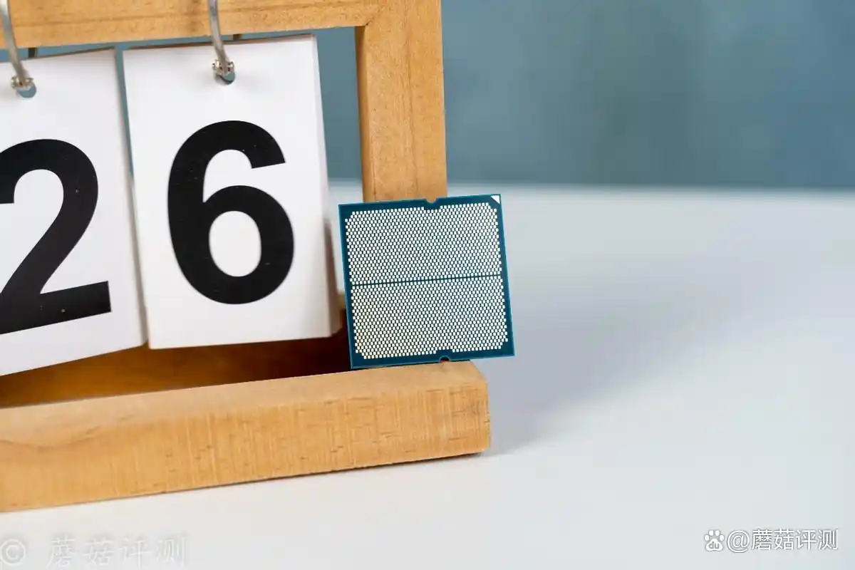 9800X3D与9700X性能对比_AMD锐龙7 9800X3D游戏处理器评测_9800X3D