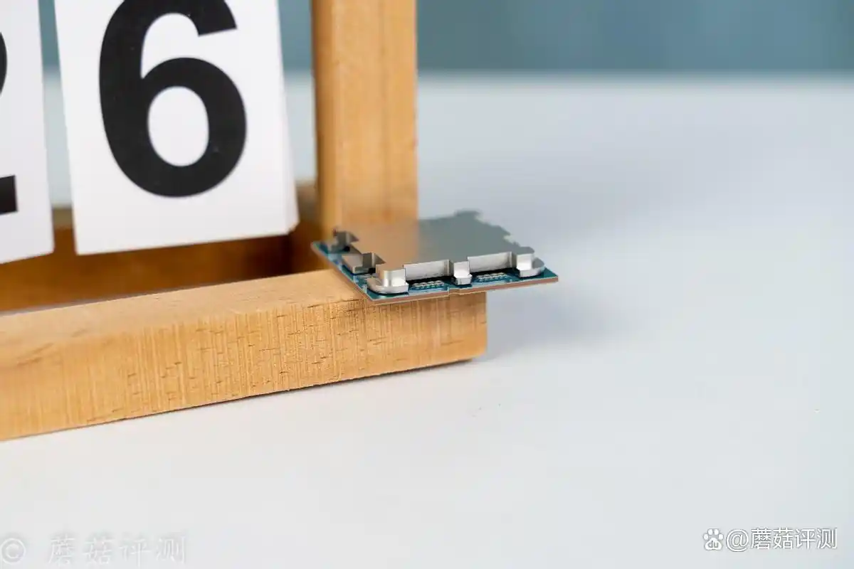 9800X3D_AMD锐龙7 9800X3D游戏处理器评测_9800X3D与9700X性能对比