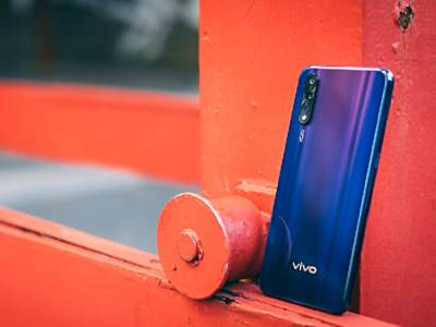 4800万+3200万像素拍照神器 中端无短板vivo Z5新机评测