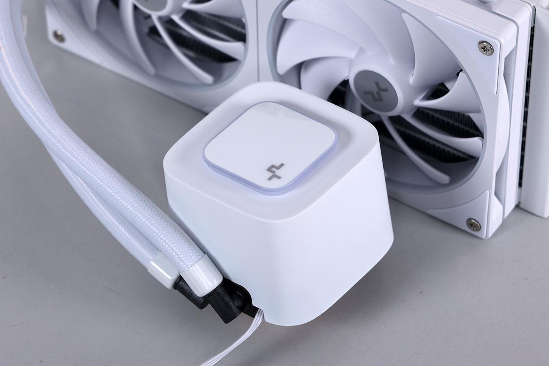 9700X_桌面小钢炮MATX机箱 高颜值小体积主机配置 5070星曜LUNA显卡