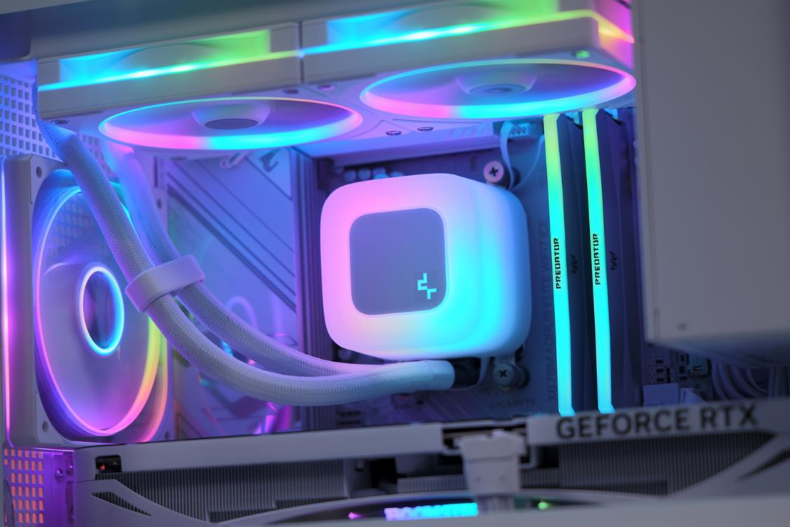 9700X_桌面小钢炮MATX机箱 高颜值小体积主机配置 5070星曜LUNA显卡