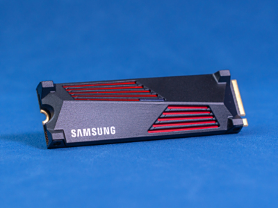 三星990 PRO散热片版简测：不同的装甲 同样的速度