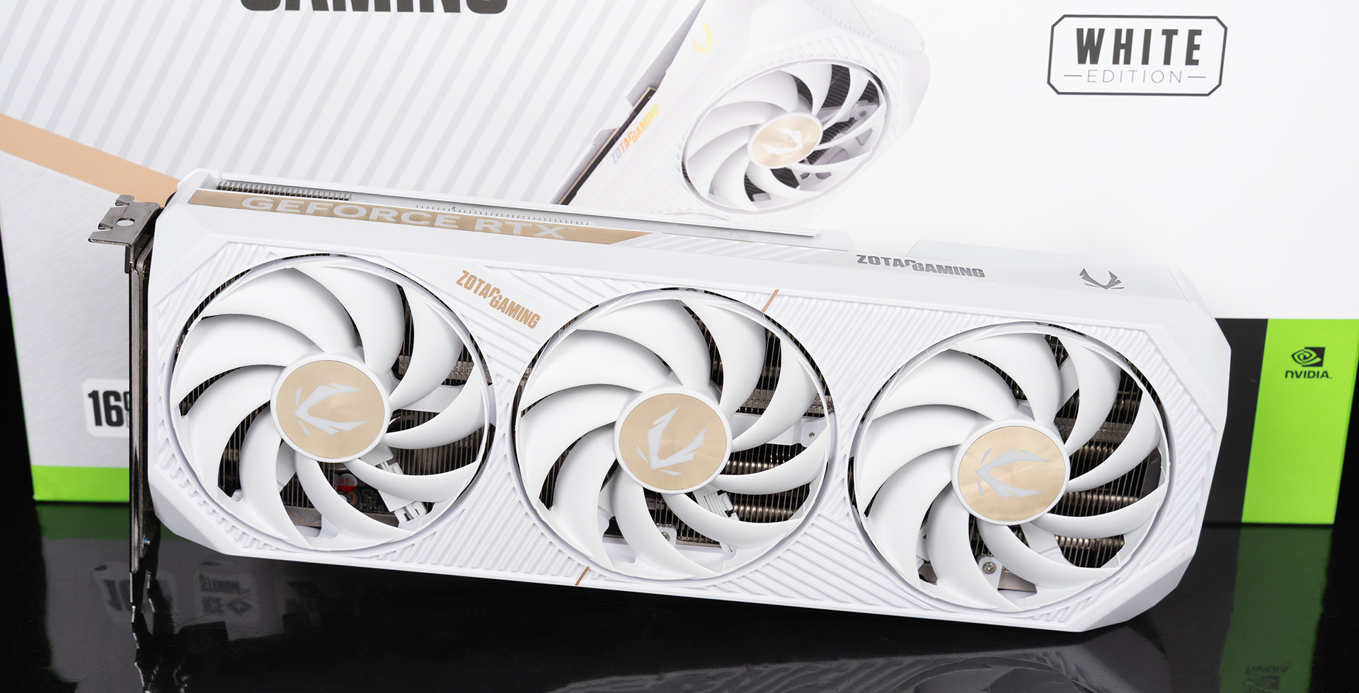 AMD 9800X3D 华硕B850M AYW OC 索泰RTX 5070 Ti 双屏幕超频主机配置_9800X3D