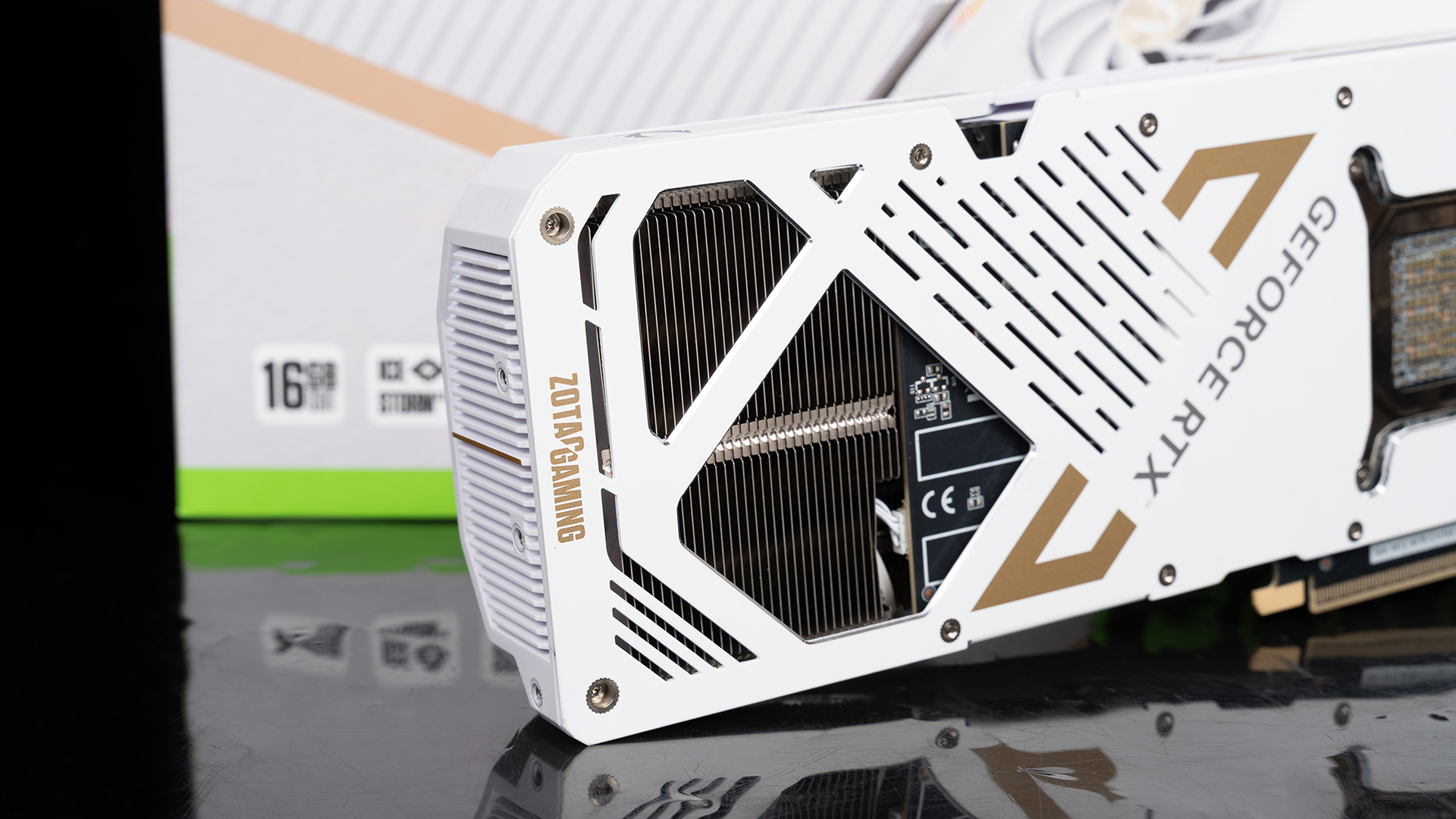 AMD 9800X3D 华硕B850M AYW OC 索泰RTX 5070 Ti 双屏幕超频主机配置_9800X3D