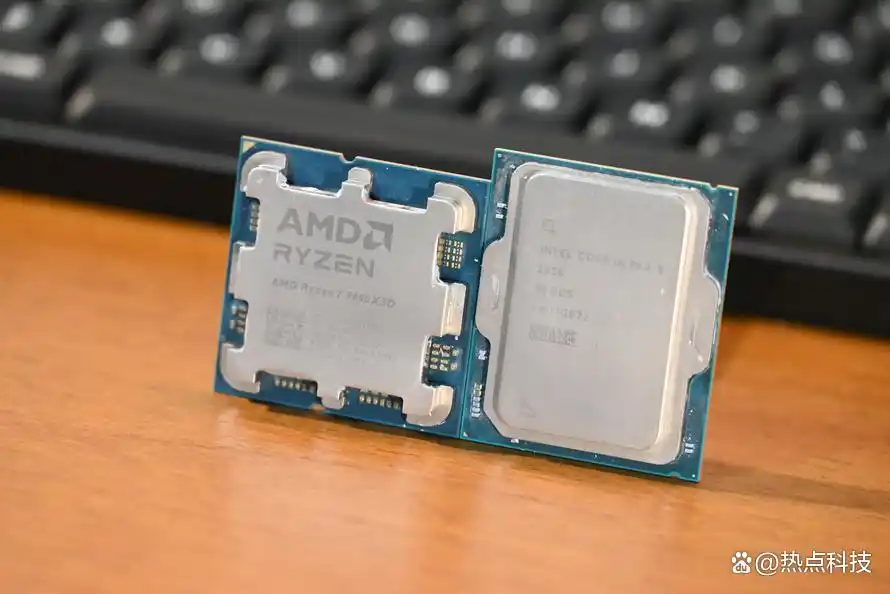 千帧传奇游戏神U：锐龙7 9800X3D对决酷睿Ultra 9 285K实测