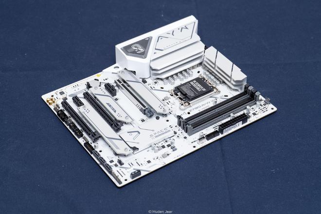 DDR4内存涨价下CPU选择_9600X_R5 9600X 对比 i5 14600KF 性价比分析