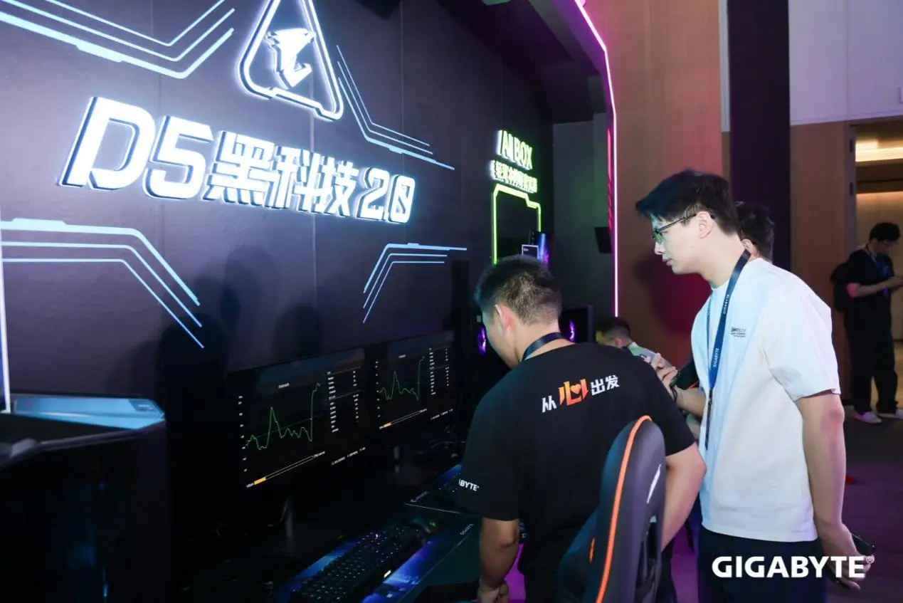 技嘉X870 AORUS TACHYON ICE主板超频记录_9800X3D_AMD Ryzen 7 9800X3D极限频率测试