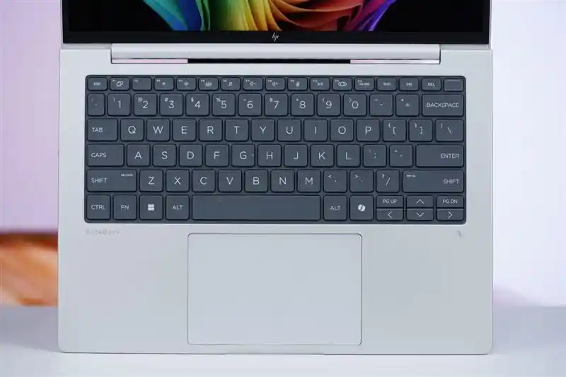 AMD锐龙AI 7 350 处理器 Windows 11 AI+ PC_Ryzen AI_惠普EliteBook 8 锐龙版 AI+ PC