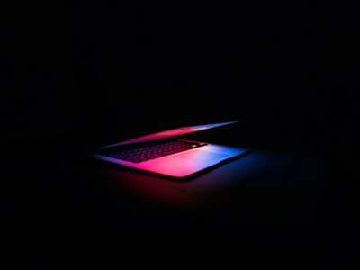 大屏版MacBook Air即将推出,供应链反应苹果信心不足!