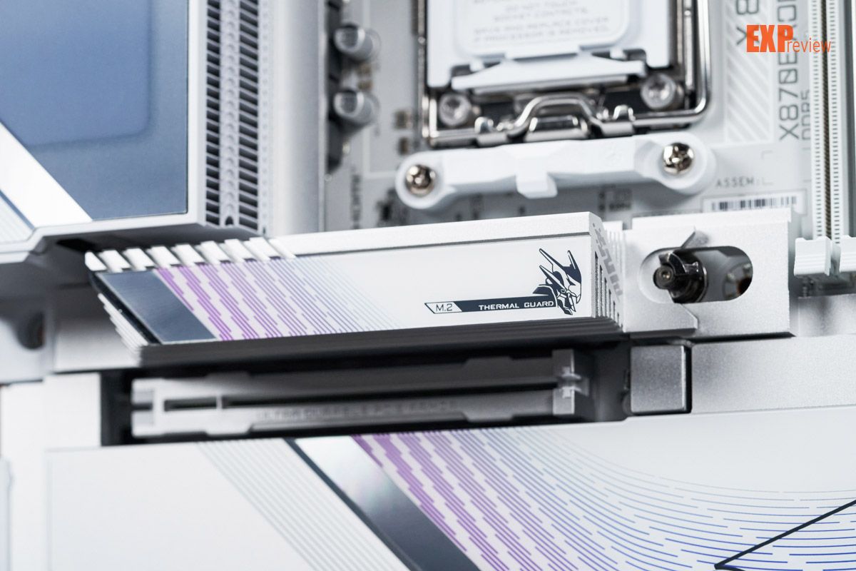 技嘉X870E AORUS MASTER X3D ICE主板 8层背钻PCB主板 X3D Turbo 2.0技术_9950X3D