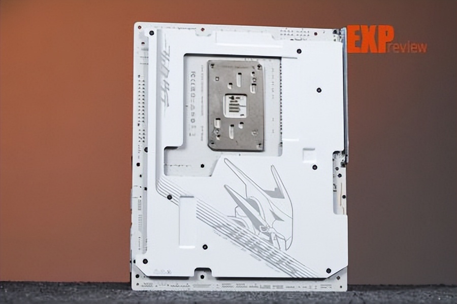 9950X3D_技嘉X870E AORUS MASTER X3D ICE主板 8层背钻PCB主板 X3D Turbo 2.0技术