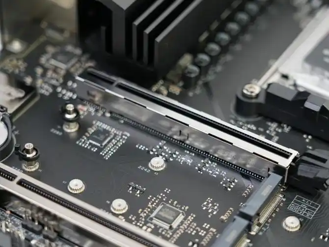 七彩虹战斧B850M超级黑刃评测：千元内无敌的品质和用料