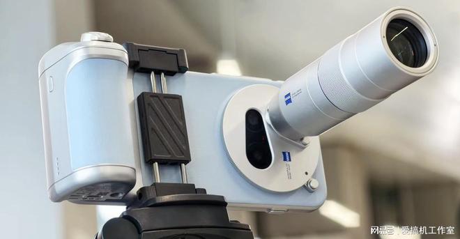 4399元起，vivo X300系列发布：首发天玑9500+最猛的录像规格