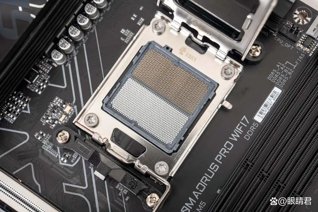 装机不用挑，就选电竞雕：技嘉B850M电竞雕+9800X3D装机