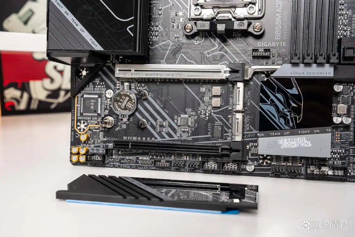 装机不用挑，就选电竞雕：技嘉B850M电竞雕+9800X3D装机