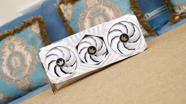 只为极致性能，9950X3D+X870吹雪S+HOF 5080打造的海景房主机分享