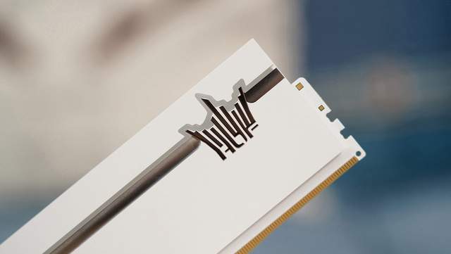 只为极致性能，9950X3D+X870吹雪S+HOF 5080打造的海景房主机分享