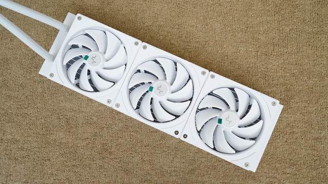 只为极致性能，9950X3D+X870吹雪S+HOF 5080打造的海景房主机分享