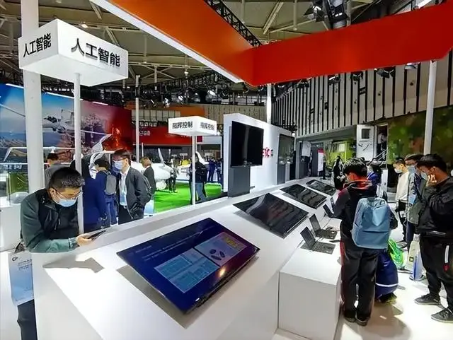 黄仁勋都得称赞的“神操作”！AMD联手OpenAI， AI芯片市场要变天