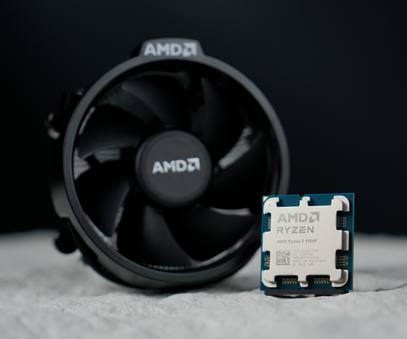 9500F—这就是目前千元最强的CPU？