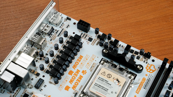 9500F—这就是目前千元最强的CPU？