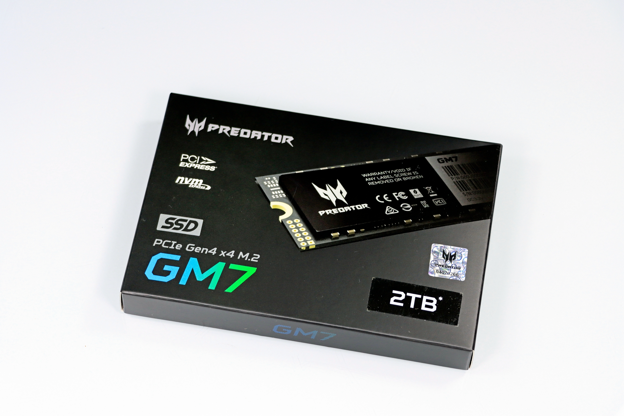 diy 装机与 AI 高性价比存储——宏碁掠夺者 GM9 2TB / GM7 2TB