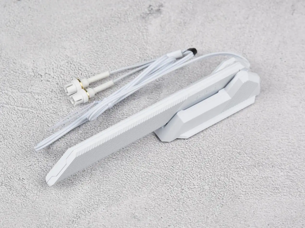 华硕B850M AYW GAMING OC WIFI 7主板评测：千元价格内存超频性能同级罕有