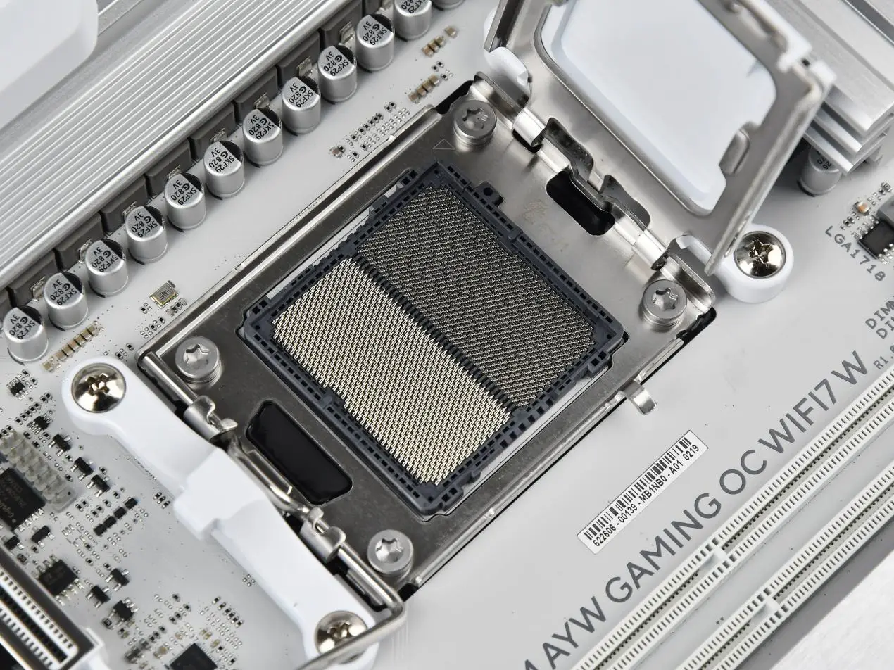 华硕B850M AYW GAMING OC WIFI 7主板评测：千元价格内存超频性能同级罕有