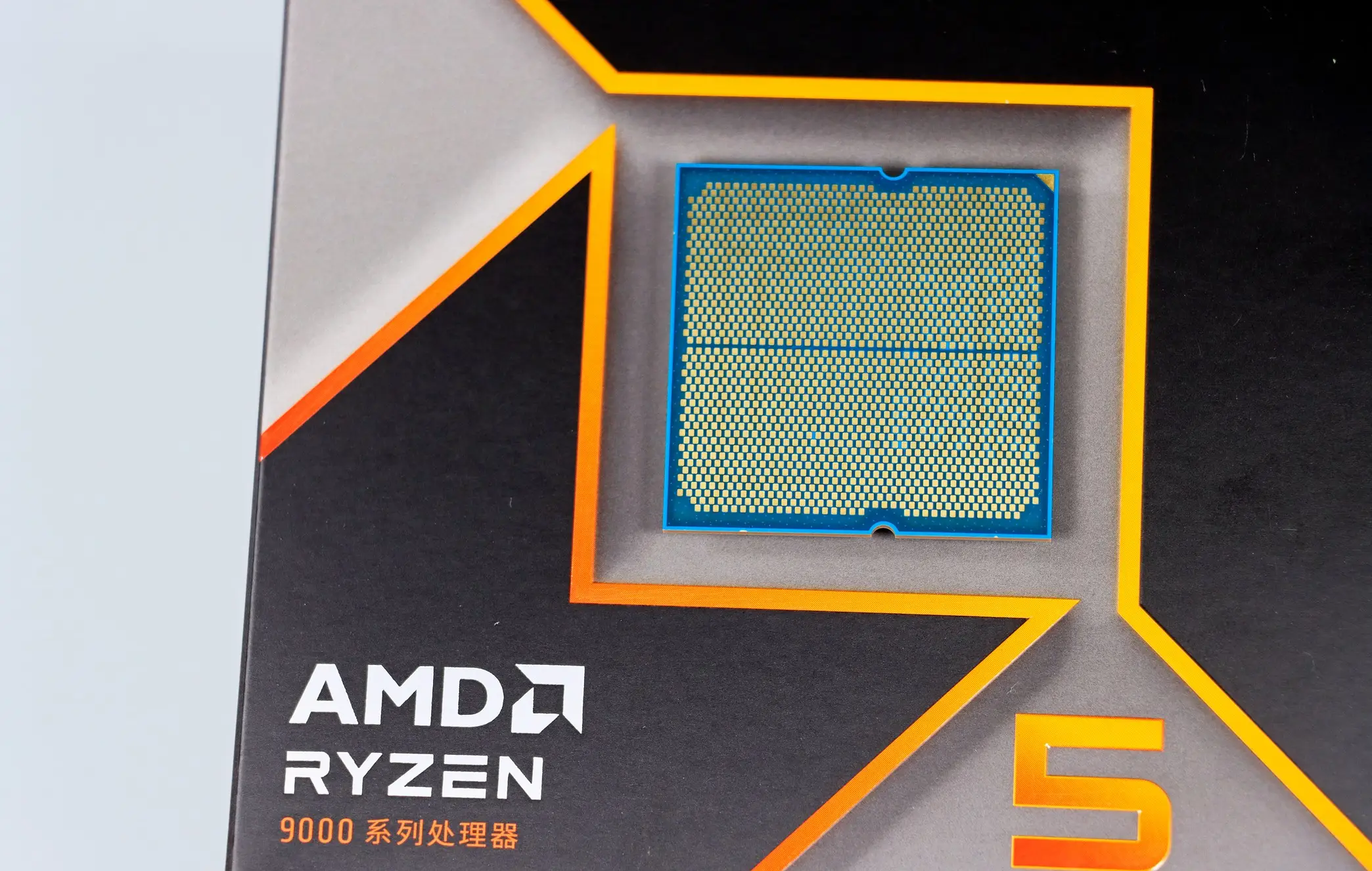 记住这些 AMD 装机组合，玩游戏很爽！整套平台寿命又很长！