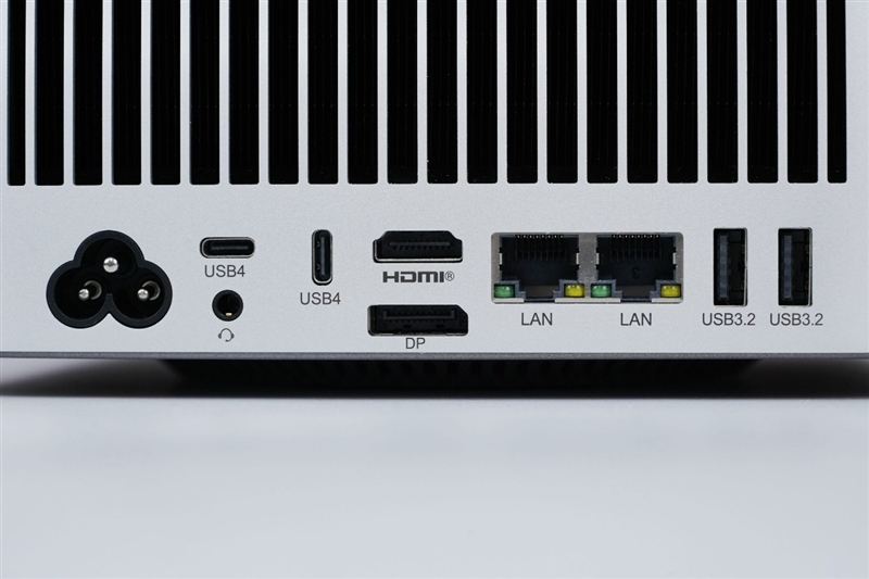 生产力性能远超i9-14900HX！零刻GTR9 Pro迷你AI工作站评测：235B超大模型也能运行