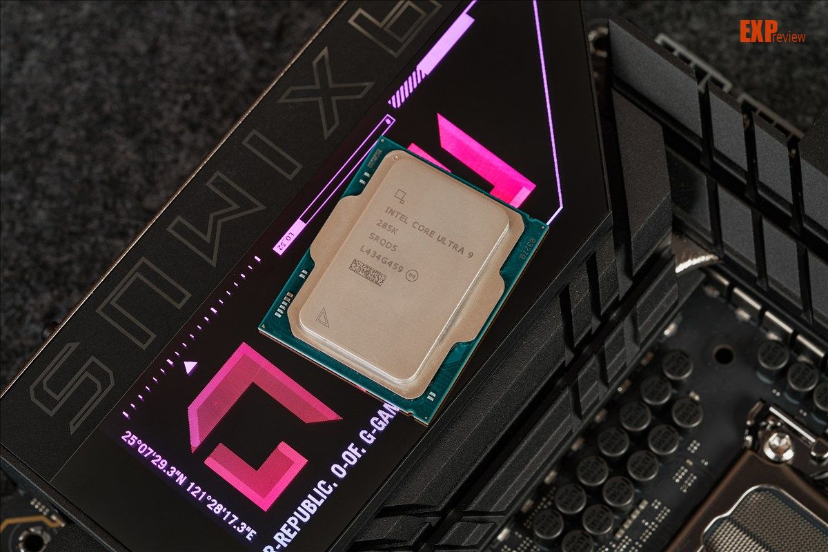 锐龙7 9700X对上酷睿Ultra 9 285K同是8大核，只打游戏选哪个？