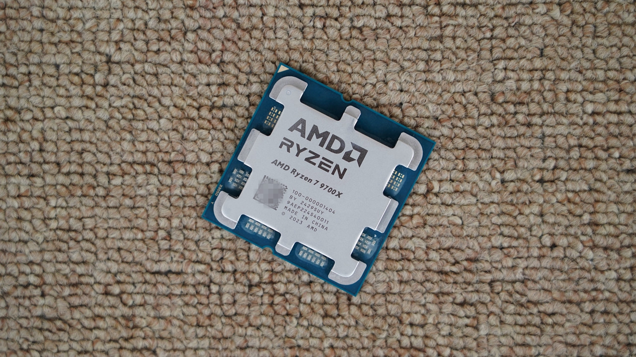 把钱花在刀刃上，9700X+B850橘猫+HOF 5080打造的海景房主机分享