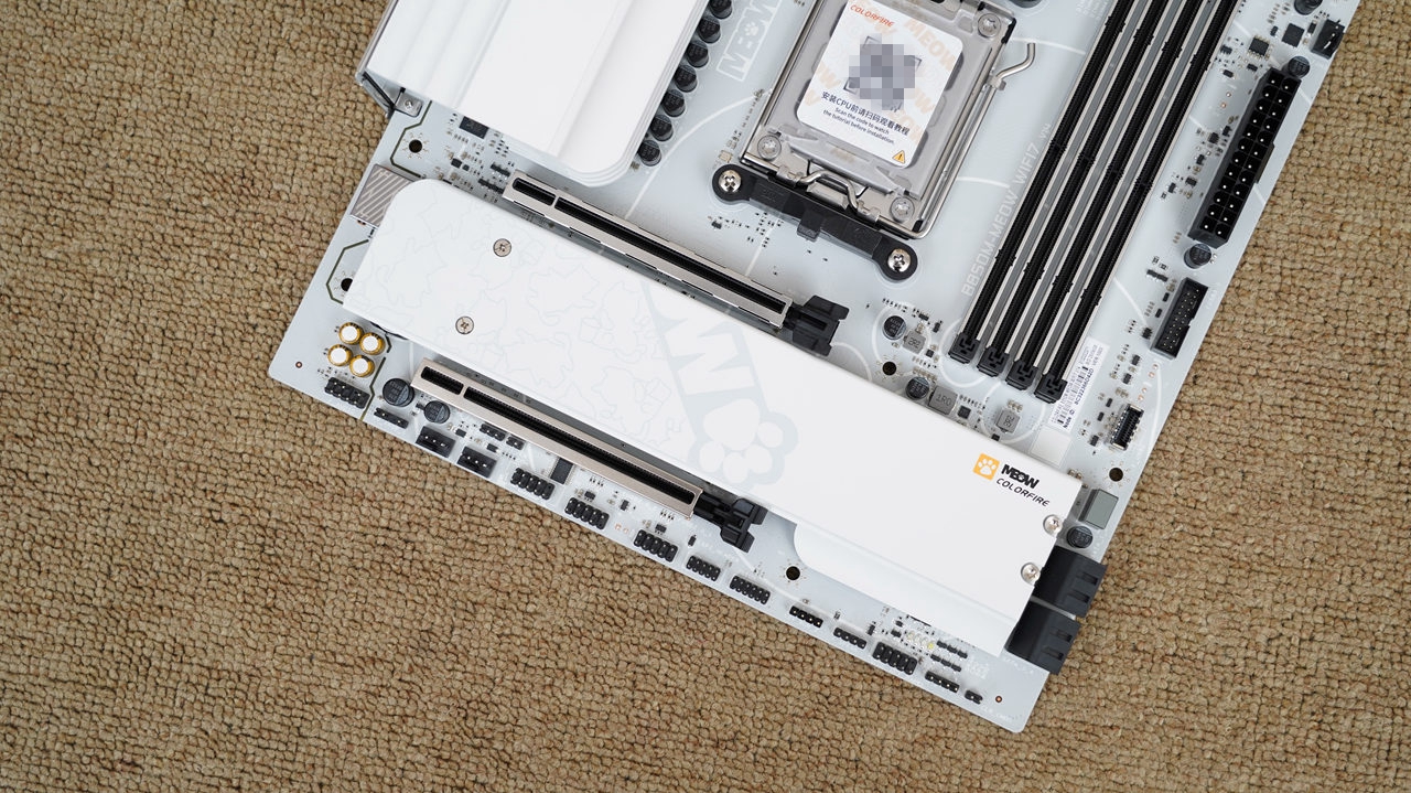 把钱花在刀刃上，9700X+B850橘猫+HOF 5080打造的海景房主机分享