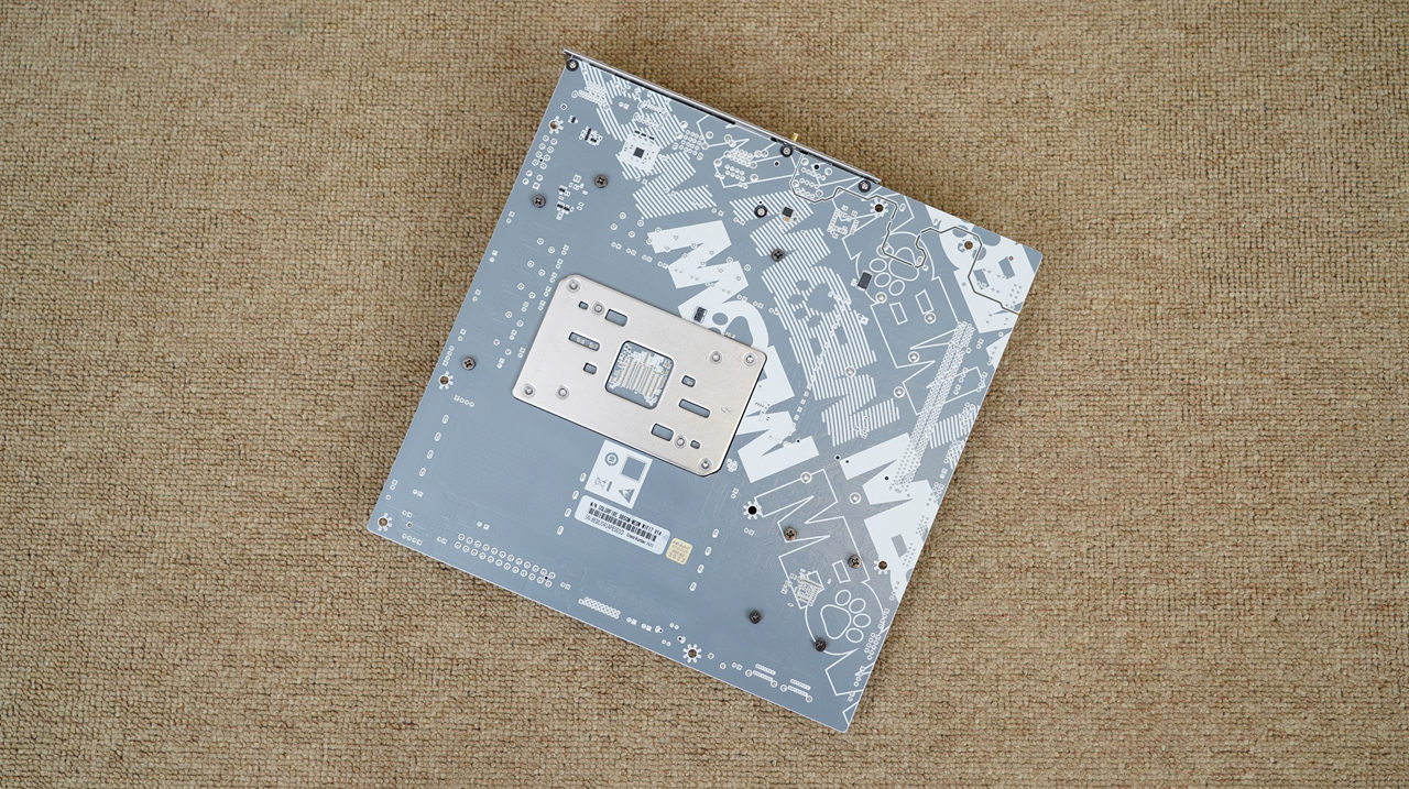 把钱花在刀刃上，9700X+B850橘猫+HOF 5080打造的海景房主机分享