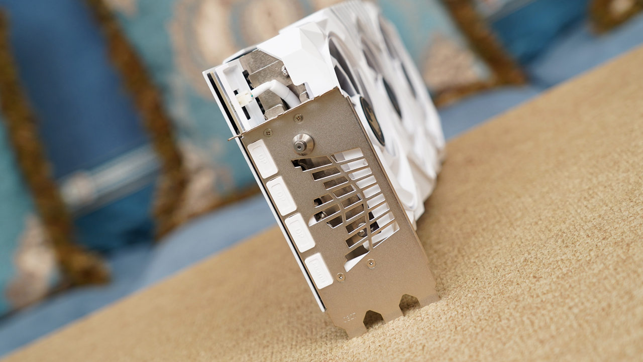 把钱花在刀刃上，9700X+B850橘猫+HOF 5080打造的海景房主机分享