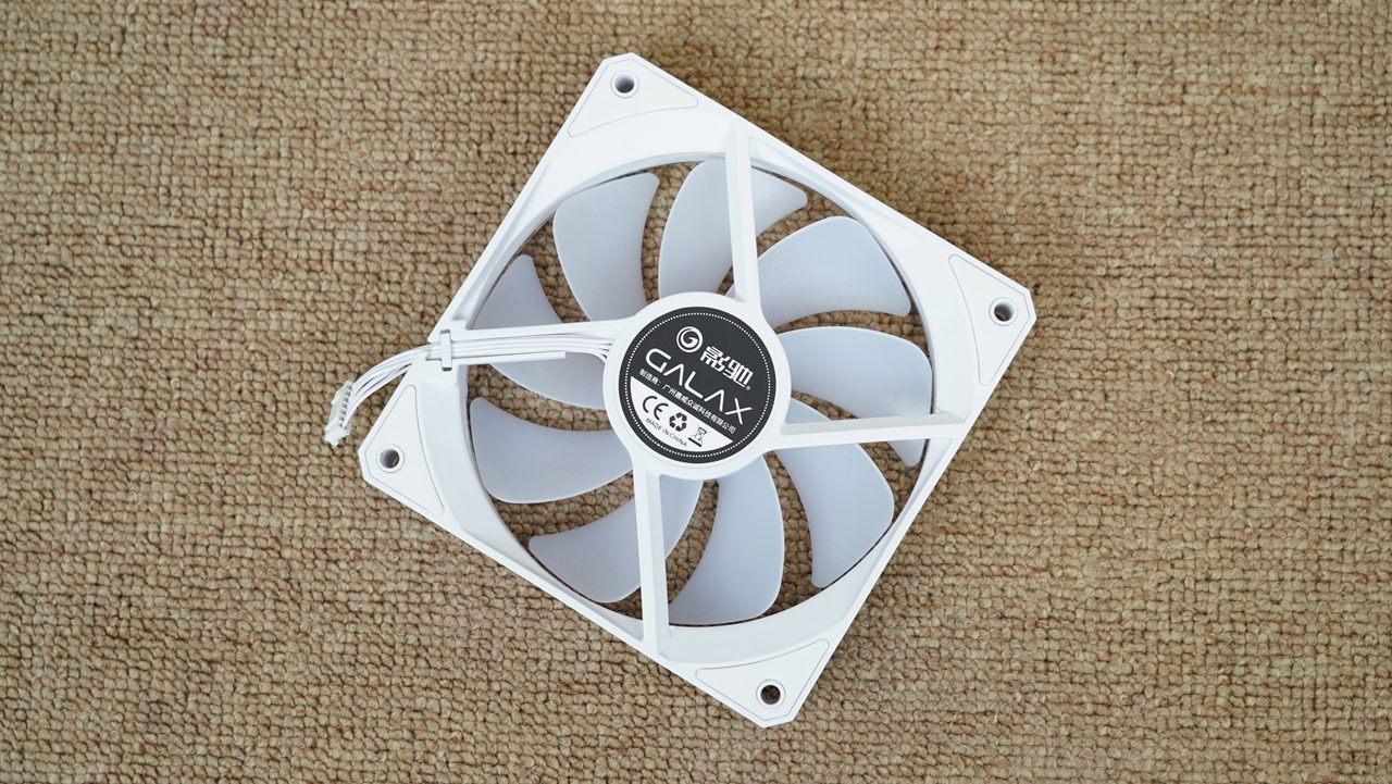 把钱花在刀刃上，9700X+B850橘猫+HOF 5080打造的海景房主机分享