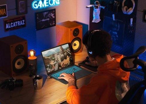 颜值党/效率派/性能控双十一换机必看，华硕高颜高能AI PC盘点