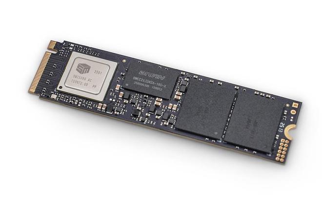 Tt钢影透S-M Pro机箱9950X3DROG B850小吹雪索泰5080装机配置分享_利民彩虹视界TURBO 360白色水冷双屏幕主机评测_9950X3D